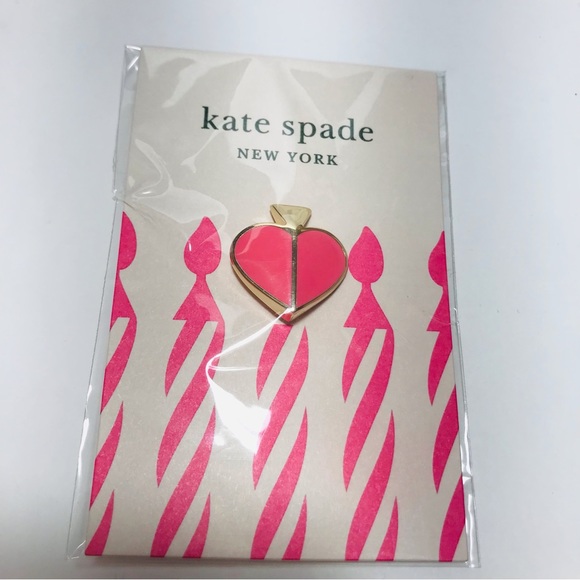 Kate Spade Gold Tone & Pink Enamel Spade Pin New in Package - Picture 1 of 5